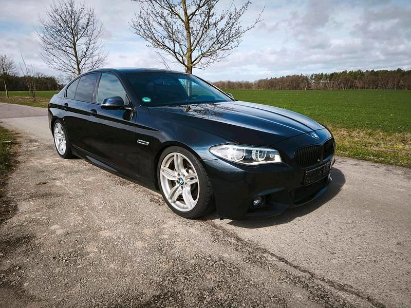 Gebraucht BMW 535 M Sport 306 PS (225 kW) 2014 Schwarz Limousine