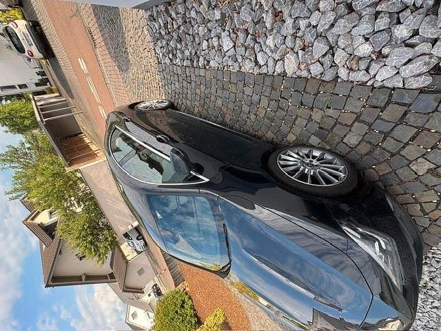 Gebraucht Mercedes CLA250e 160 PS (117 kW) 2022 Schwarz Limousine