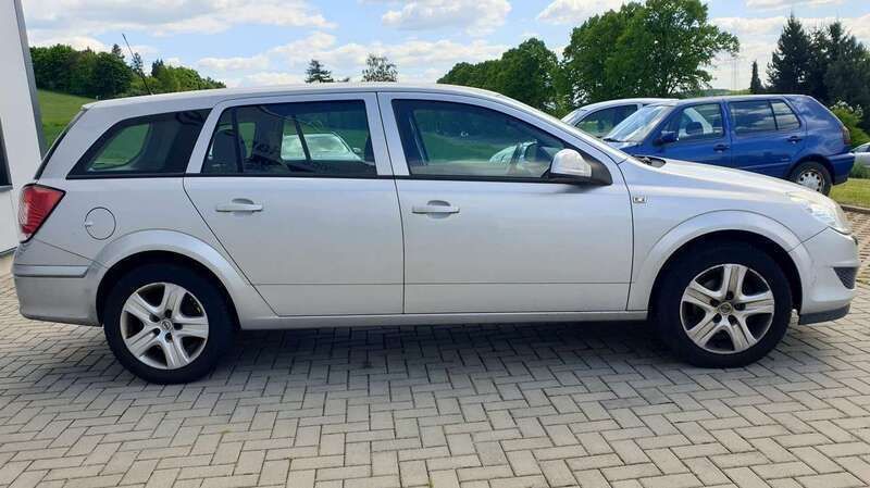 Gebraucht 2009 Opel Astra Kombi | 3.650 € (Fairer Preis) - Bild 1/4