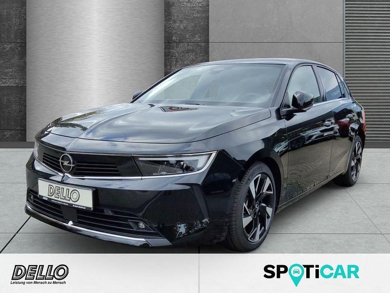 Gebraucht Opel Astra Elegance 131 PS (96 kW) 2022 Diamant schwarz/karbon schwarz Limousine