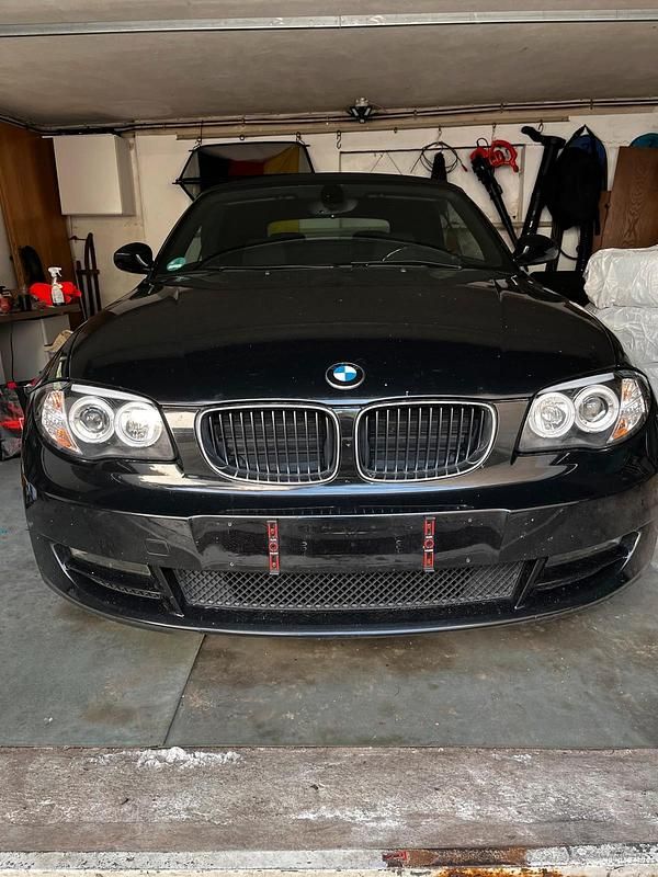 Schwarz Gebraucht 2008 BMW 118 Cabriolet Cabrio | 6.000 € (Guter Preis) - Bild 1/4