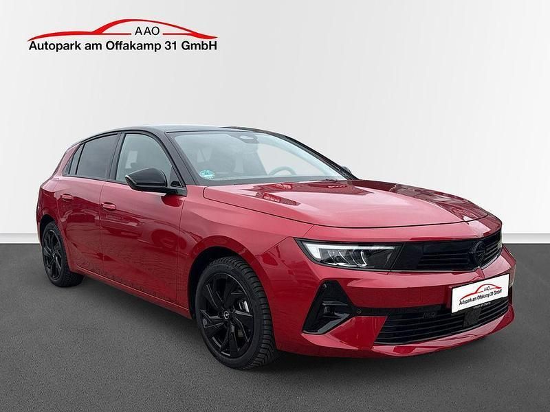 Rot Gebraucht 2024 Opel Astra Limousine | 19.990 € (Superpreis) - Bild 1/4