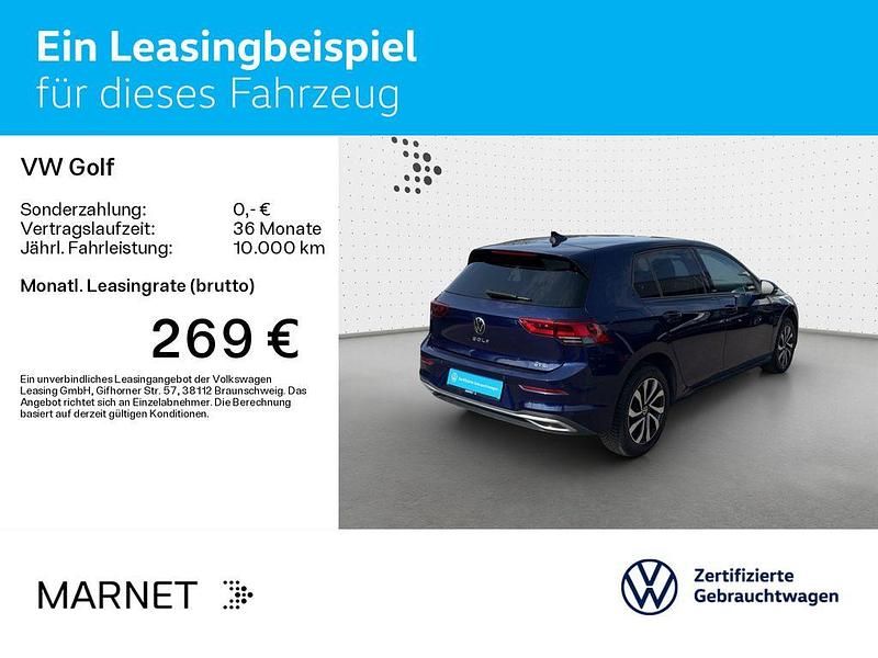 Gebraucht VW Golf VIII Active 110 PS (80 kW) 2022 Atlantic blue metallic Limousine