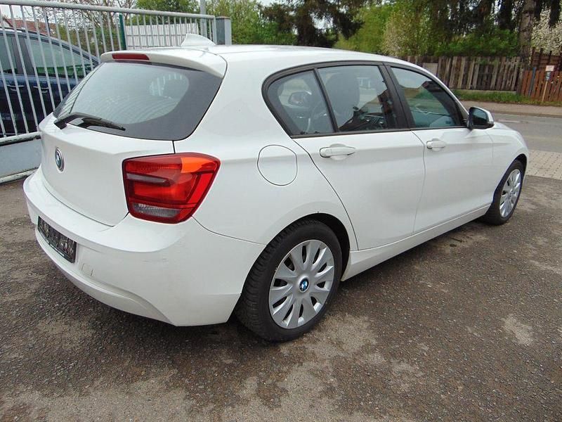 Gebraucht BMW 116 136 PS (100 kW) 2012 Weiß Kleinwagen