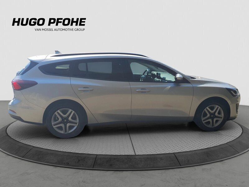 Gebraucht Ford Focus S 101 PS (74 kW) 2022 Polar silber metallic Kombi