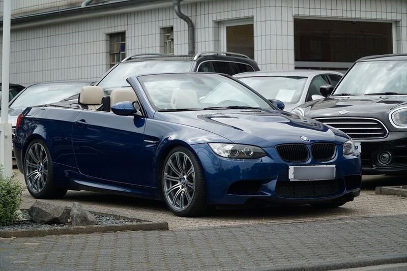 Blau Gebraucht 2011 BMW M3 Cabriolet Performance Cabrio | 55.000 € (Teuer) - Bild 1/4