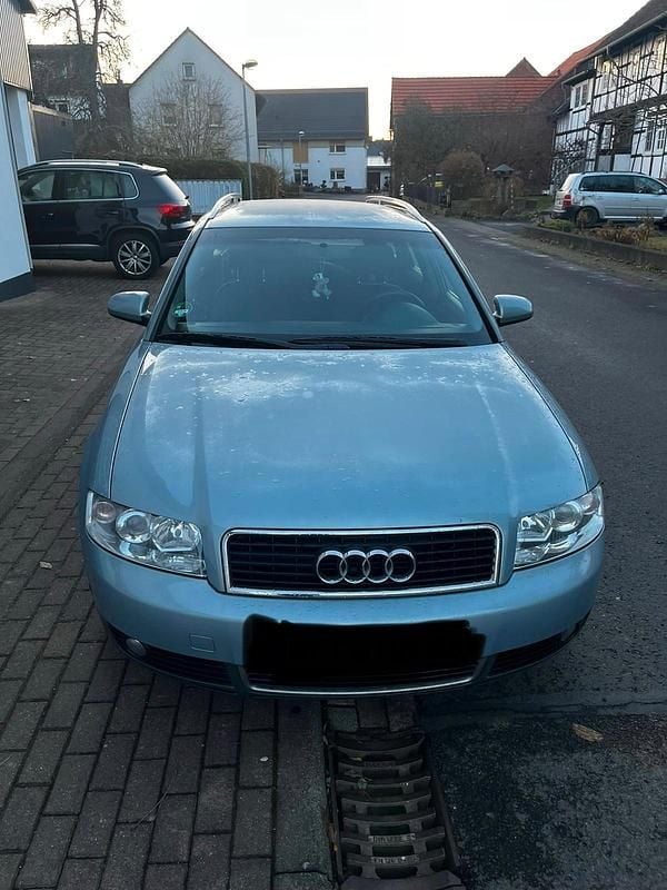 Usata Audi A4 130 CV (95 kW) 2002 Blu Station wagon