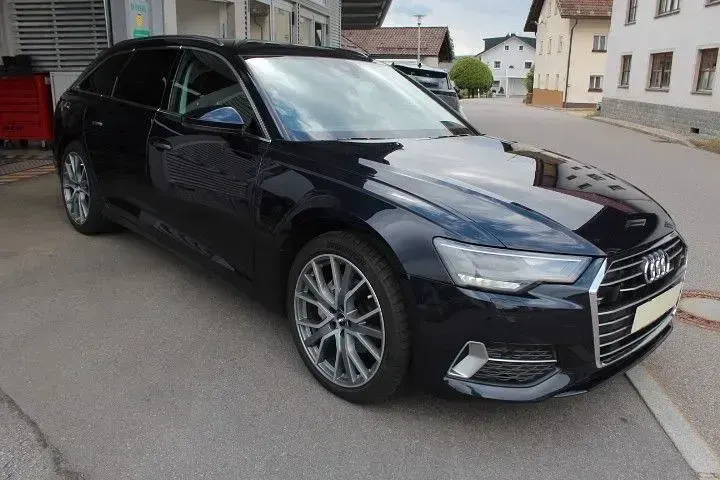 Usata Audi A6 Sport 204 CV (150 kW) 2019 Blu Station wagon