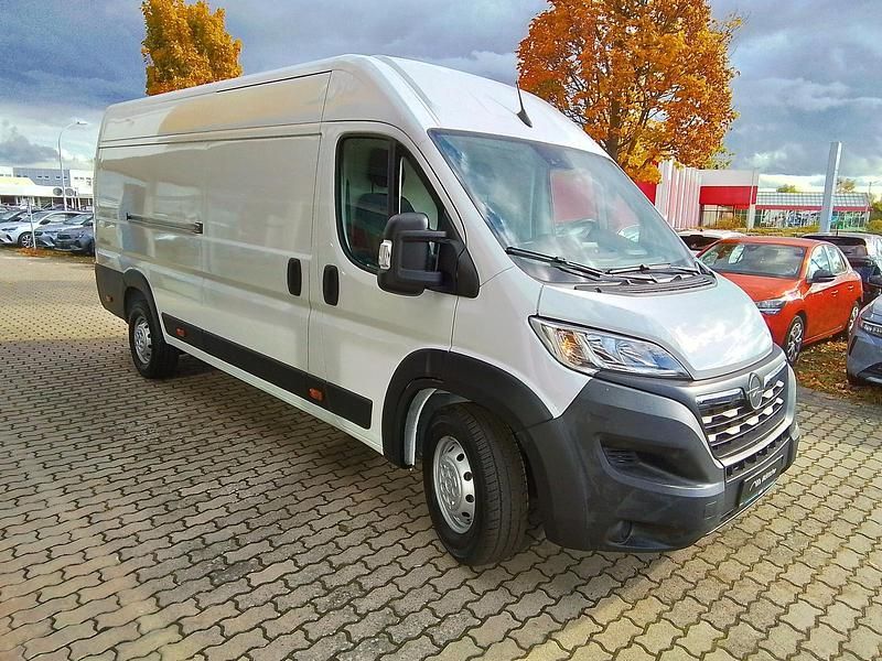 Gebraucht Opel Movano Edition 140 PS (102 kW) 2024 Lackierung weiss icy/typ aussenverkleidung spiegel flach standard Van