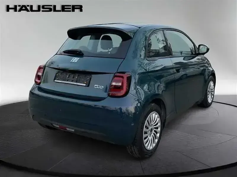 Usata Fiat 500e 86 kW (118 CV) 2023 Verde Utilitaria