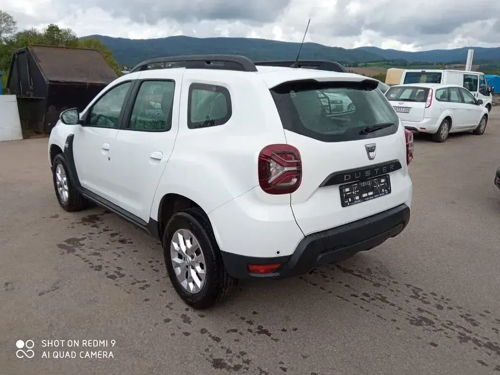 Gebraucht Dacia Duster Comfort 131 PS (96 kW) 2022 Weiß SUV