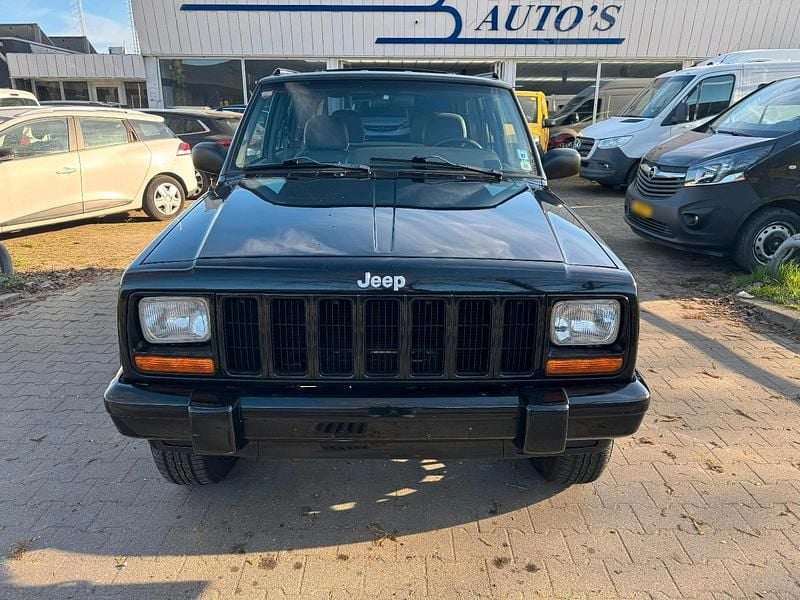 Gebraucht Jeep Cherokee Limited 178 PS (130 kW) 1998 Schwarz SUV