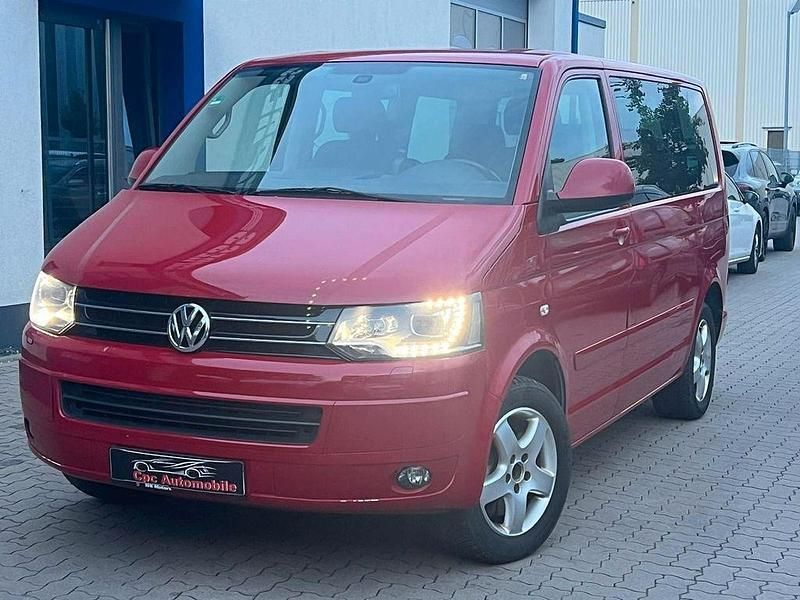 Rot Gebraucht 2012 VW T5 Match Van | 13.600 € - Bild 1/4