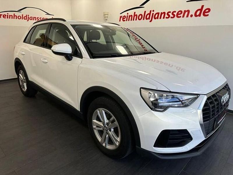 Weiß Gebraucht 2019 Audi Q3 Comfort SUV | 25.990 € (Fairer Preis) - Bild 1/4