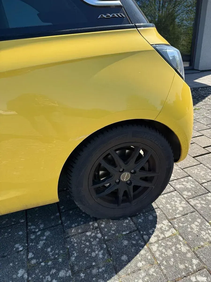 Gebraucht Opel Adam Slam 116 PS (85 kW) 2016 Gelb Kleinwagen