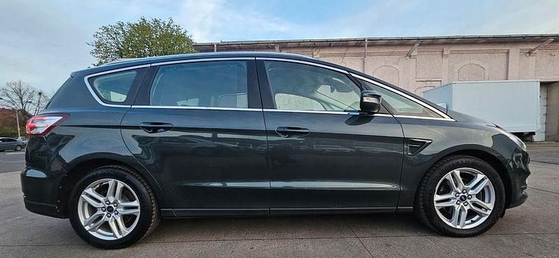 Occasion Ford S-MAX Titanium 241 ch (177 kW) 2020 Monospace