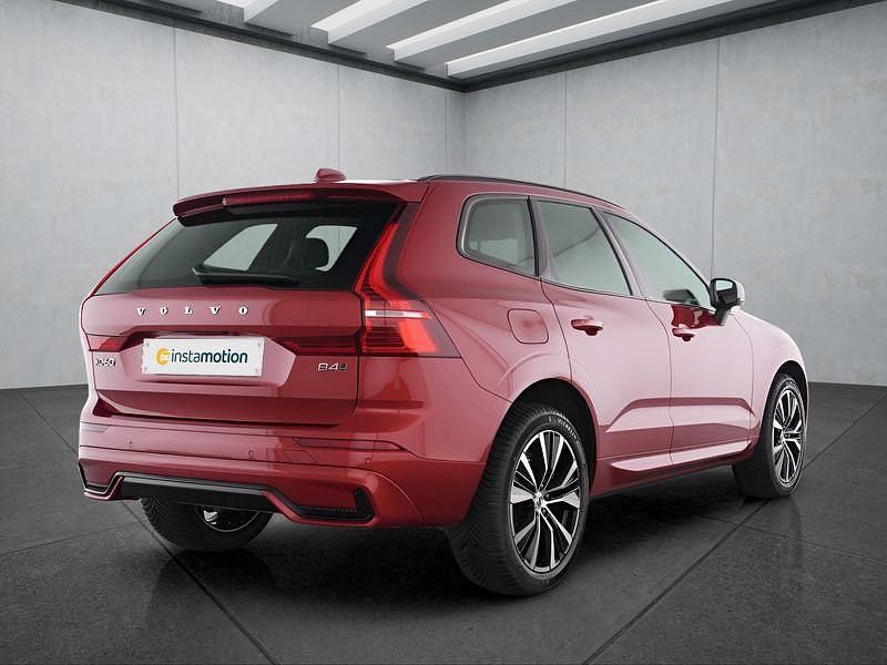 Gebraucht Volvo XC60 Plus 197 PS (144 kW) 2024 Rot SUV