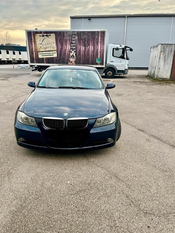Gebraucht BMW 320 150 PS (110 kW) 2006 Grau Limousine