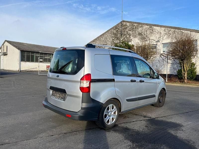 Gebraucht Ford Transit 234 PS (172 kW) 2016 Silber Kombi