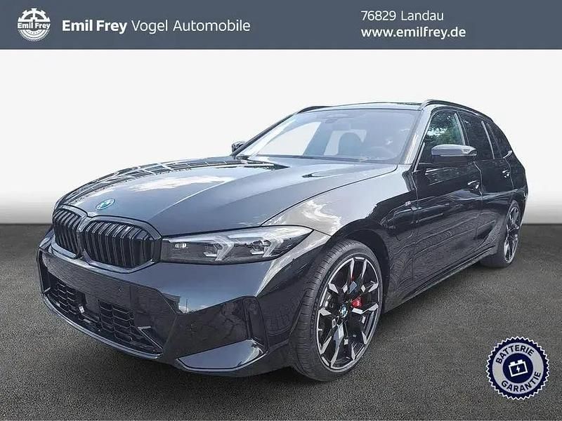 Schwarz Neu 2025 BMW 330e Sport Line Kombi | 66.990 € - Bild 1/2