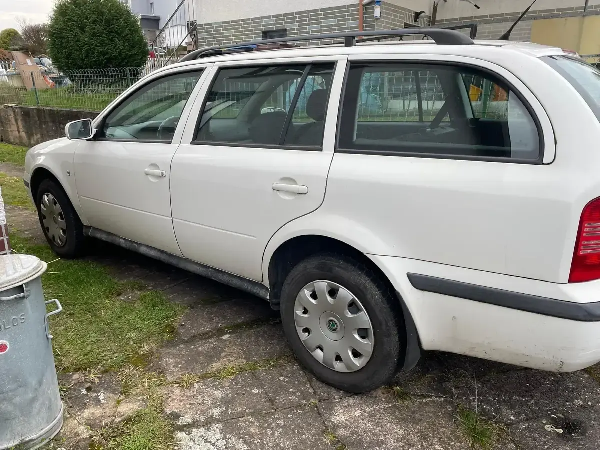 Gebraucht Skoda Octavia 105 PS (77 kW) 2007 Weiß Kombi