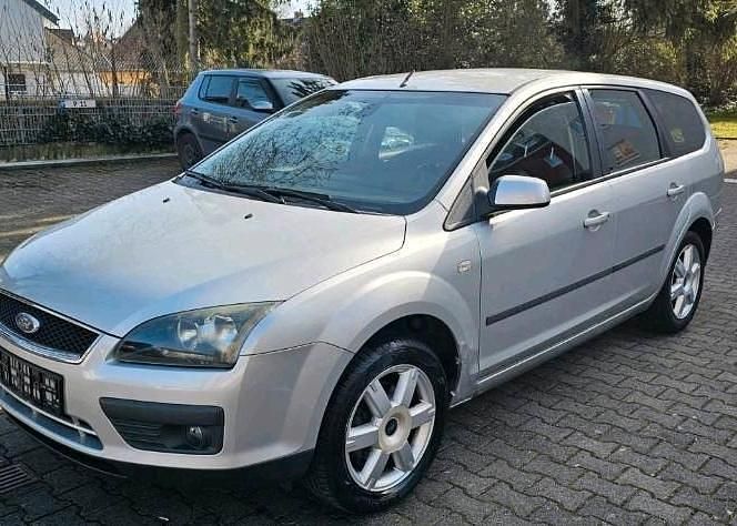 Gebraucht Ford Focus Sport 116 PS (85 kW) 2006 Silber Kombi