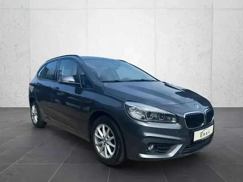 Gebraucht BMW 218 Active Tourer Advantage 150 PS (110 kW) 2018 Grau Van / Kleinbus