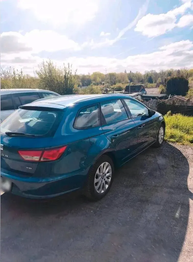Second-hand Seat Leon ST 122 CP (89 kW) 2015 Albastru Break