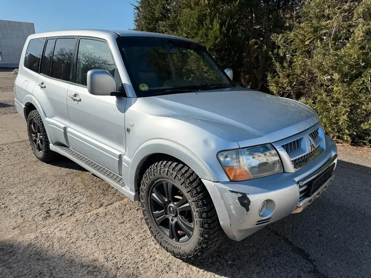 Gebraucht Mitsubishi Pajero 190 PS (139 kW) 2005 Grau SUV