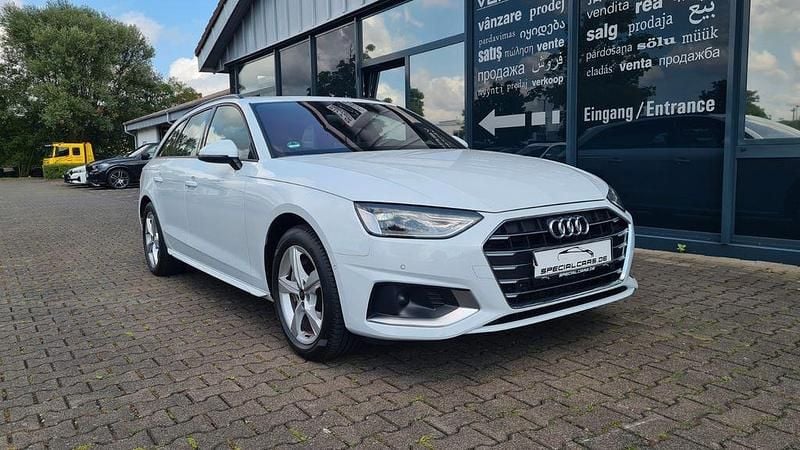 Weiß Gebraucht 2021 Audi A4 S-Line Kombi | 20.990 € (Guter Preis) - Bild 1/4