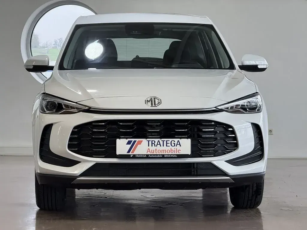 Neu MG ZS 116 PS (85 kW) 2025 Pearl white SUV