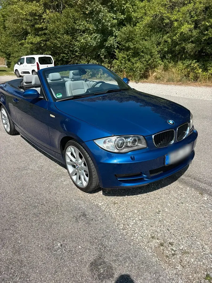 Gebraucht BMW 118 Cabriolet 143 PS (105 kW) 2009 Blau Cabrio