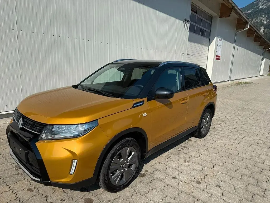 Neu Suzuki Vitara Comfort 110 PS (80 kW) 2026 Gelb SUV