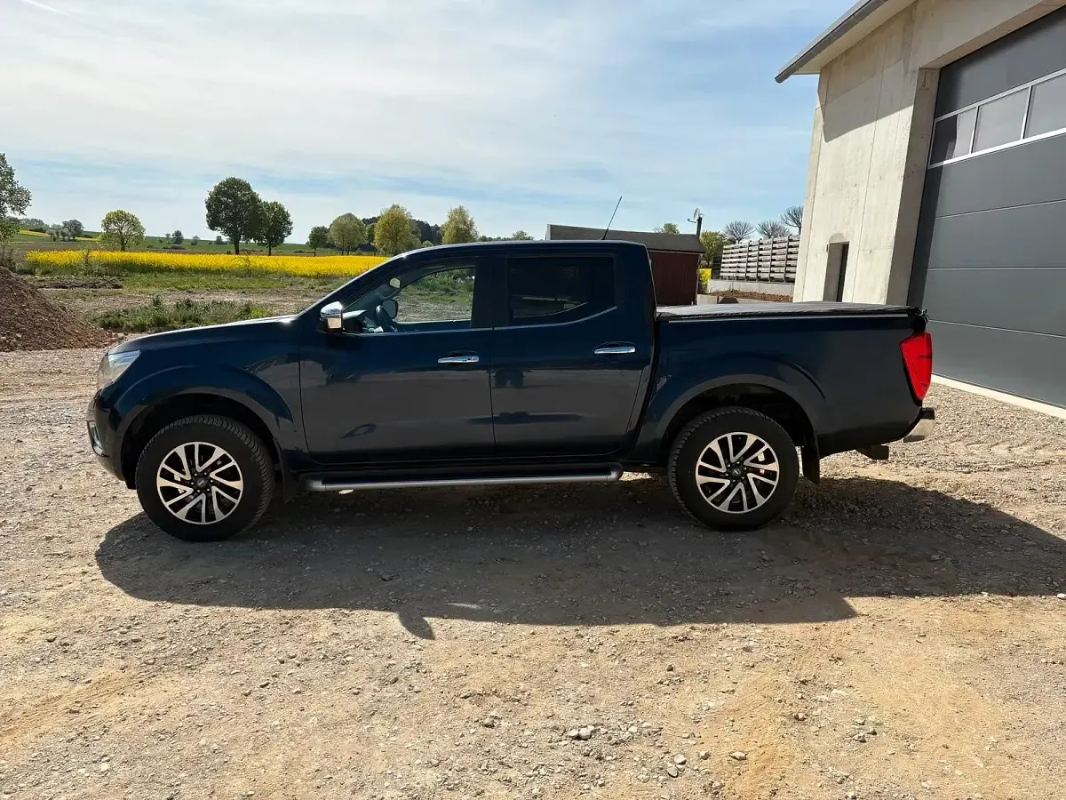 Gebraucht Nissan Navara N-Connecta 190 PS (139 kW) 2017 Blau Pickup