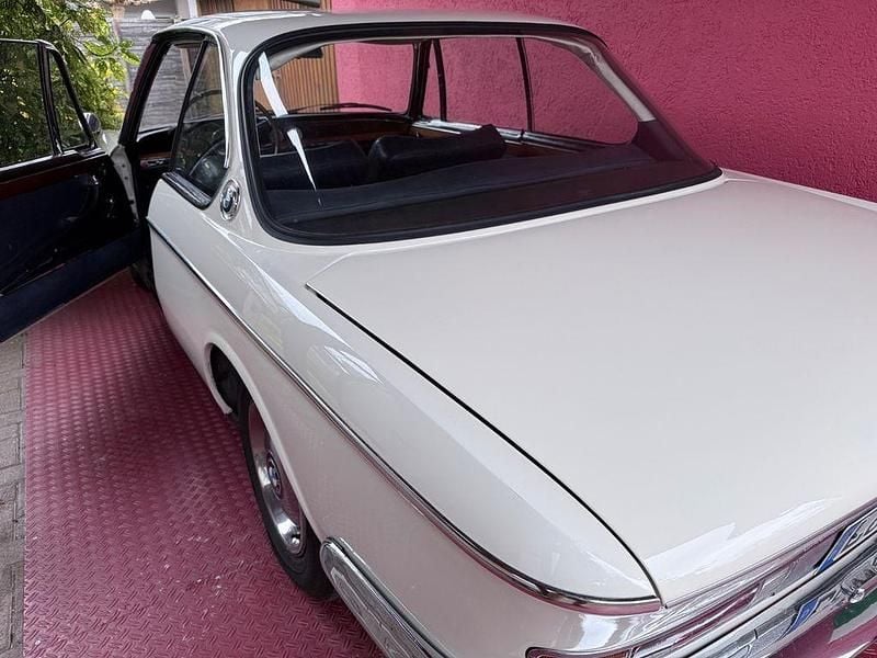 Gebraucht BMW 2000 101 PS (74 kW) 1966 Weiß Limousine