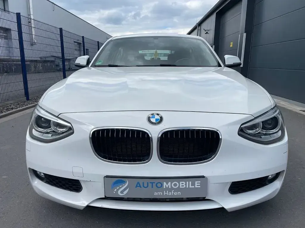 Gebraucht BMW 116 Sport Line 136 PS (100 kW) 2012 Weiß Kleinwagen