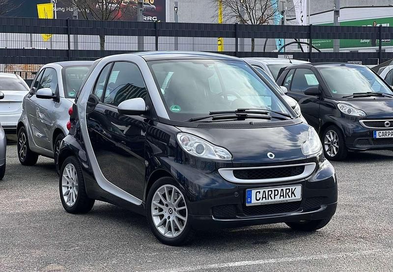 Sicherheitszelle silber Gebraucht 2012 Smart ForTwo Coupé Kleinwagen | 5.100 € (Fairer Preis) - Bild 1/4