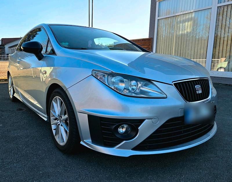 Gebraucht Seat Ibiza 105 PS (77 kW) 2010 Silber Coupé