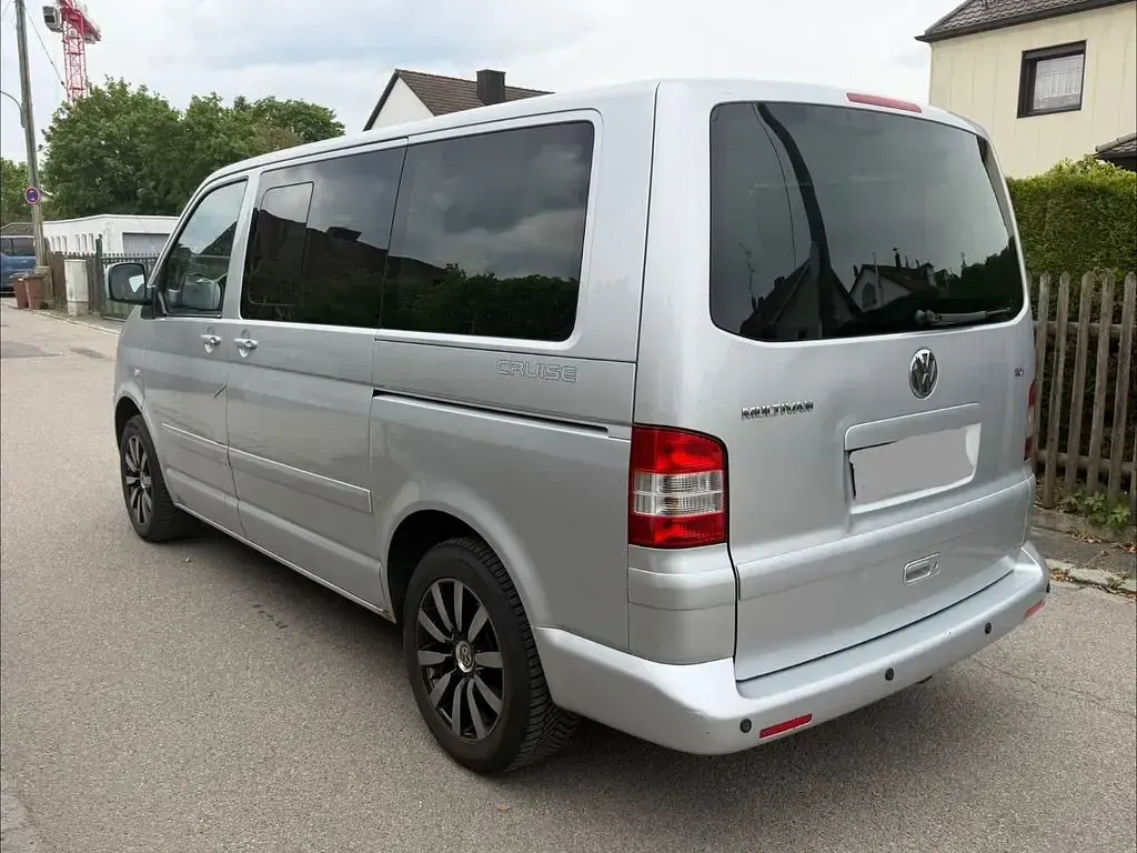 Gebraucht VW T5 131 PS (96 kW) 2006 Silber Van