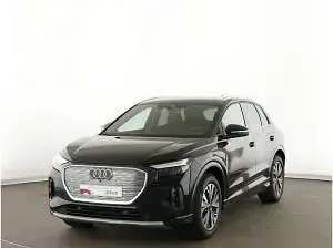 Gebraucht Audi e-tron 150 kW (204 PS) 2025 Schwarz (mythosschwarz metallic) SUV