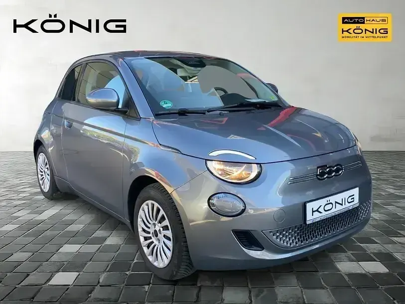 Usado Fiat 500e 86 kW (118 CV) 2023 Gris Utilitario