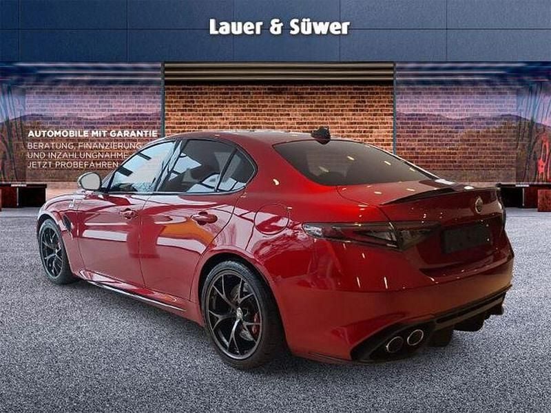 Gebraucht Alfa Romeo Giulia Quadrifoglio 519 PS (381 kW) 2024 Rot Limousine