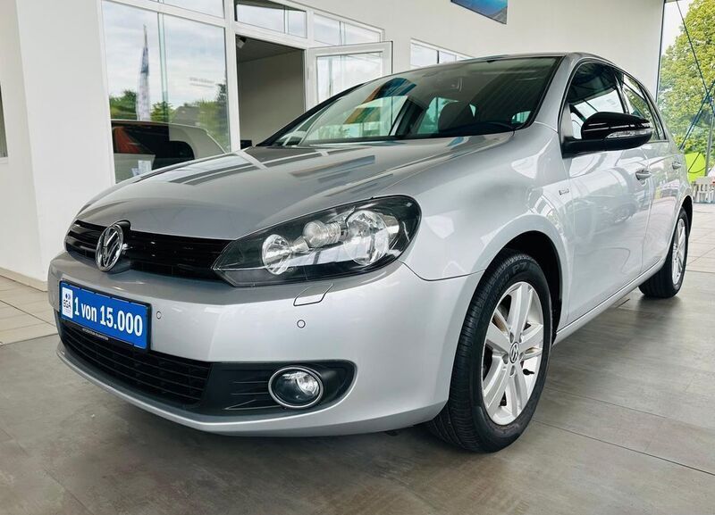 Silber Gebraucht 2012 VW Golf VII Match Limousine | 7.930 € (Fairer Preis) - Bild 1/4