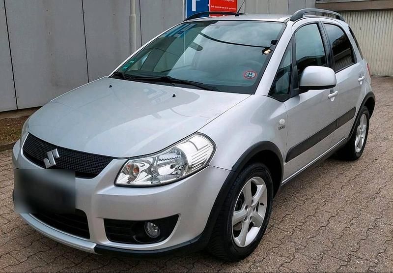 Gebraucht Suzuki SX4 120 PS (88 kW) 2009 Silber SUV