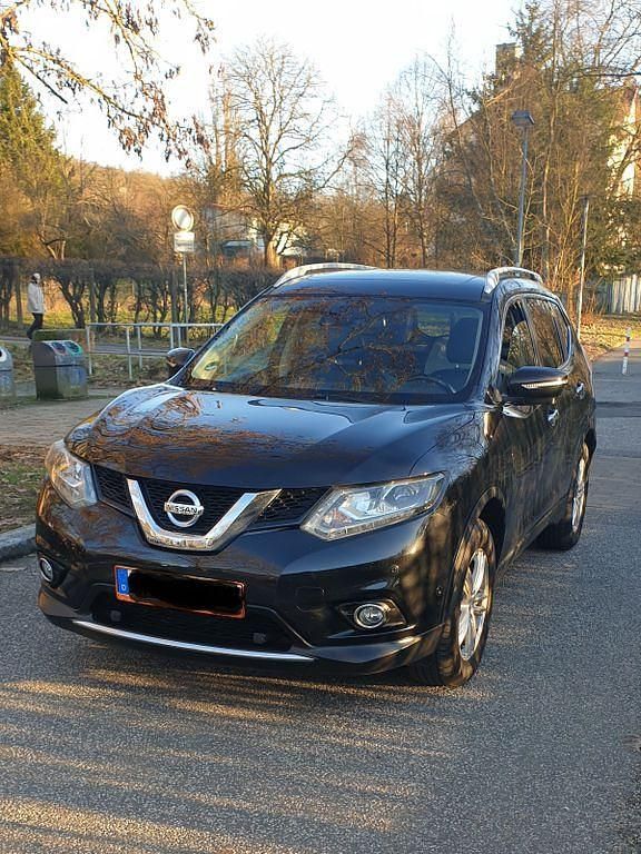 Gebraucht Nissan X-Trail Tekna 163 PS (119 kW) 2016 Schwarz SUV