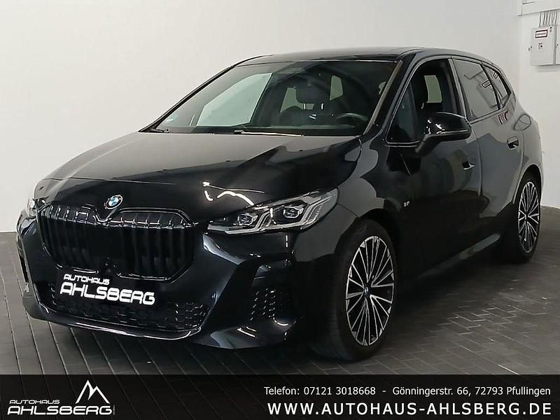 Black sapphire Gebraucht 2024 BMW 218 M Sport Van / Kleinbus | 30.900 € (Fairer Preis) - Bild 1/4