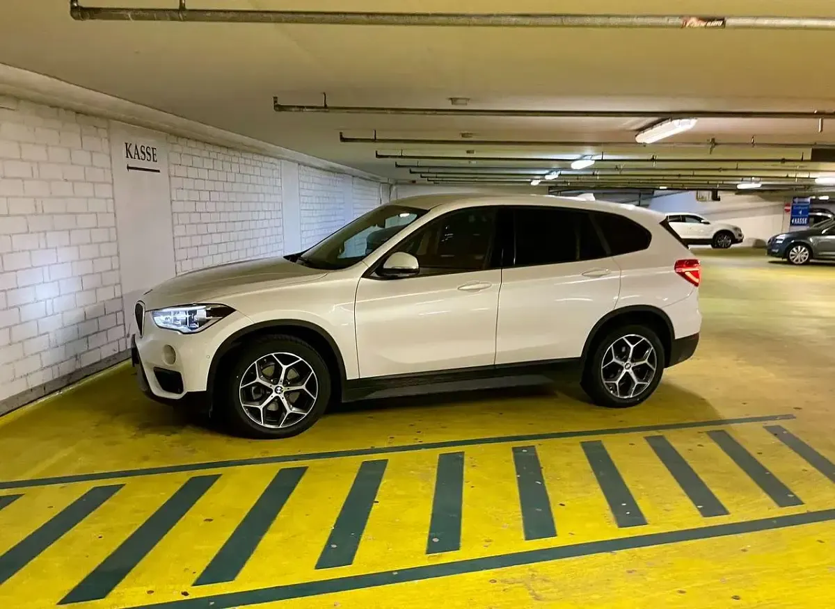 Gebraucht BMW X1 140 PS (102 kW) 2017 Weiß SUV