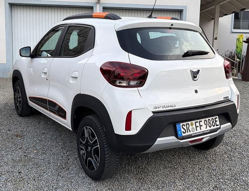 Gebraucht Dacia Spring Comfort Plus 33 kW (45 PS) 2022 Weiß Kleinwagen