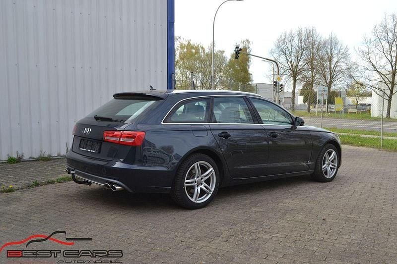 Gebraucht Audi A6 Comfort 204 PS (150 kW) 2012 Blau Kombi