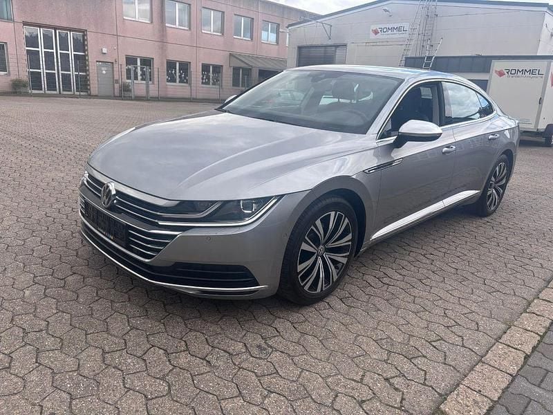 Silber Gebraucht 2018 VW Arteon Elegance Limousine | 17.400 € (Superpreis) - Bild 1/4